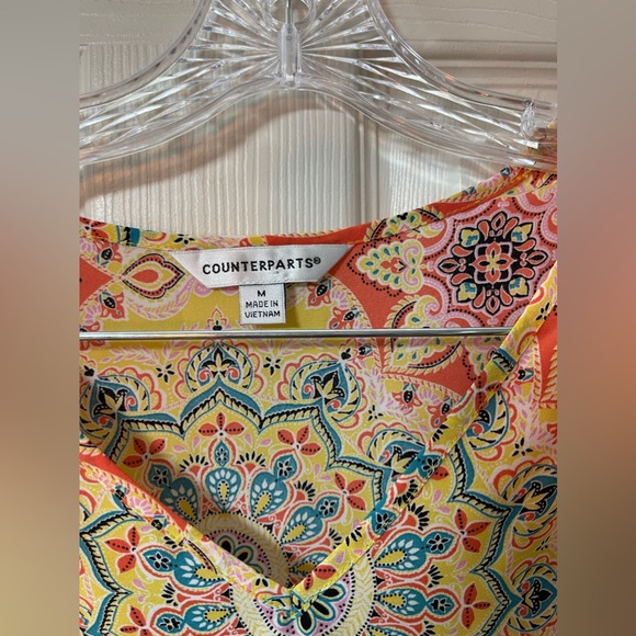 COUNTERPARTS Bright Boho Print Vneck High/Low Front Tie Shirt Size Medium - Picture 7 of 8